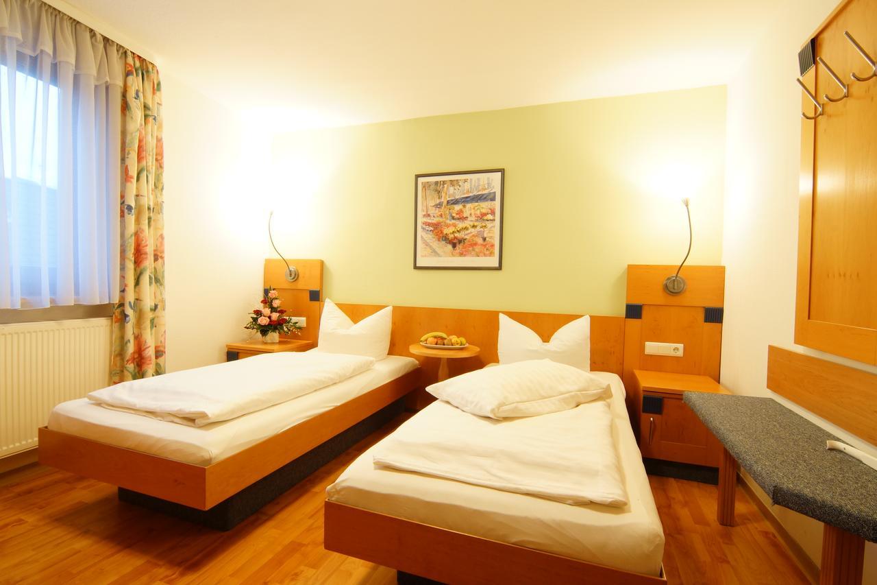 Hotel Spitzenpfeil Michelau in Oberfranken Exteriör bild