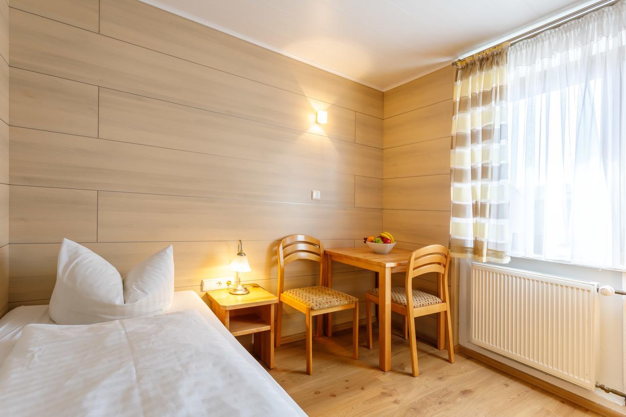Hotel Spitzenpfeil Michelau in Oberfranken Exteriör bild