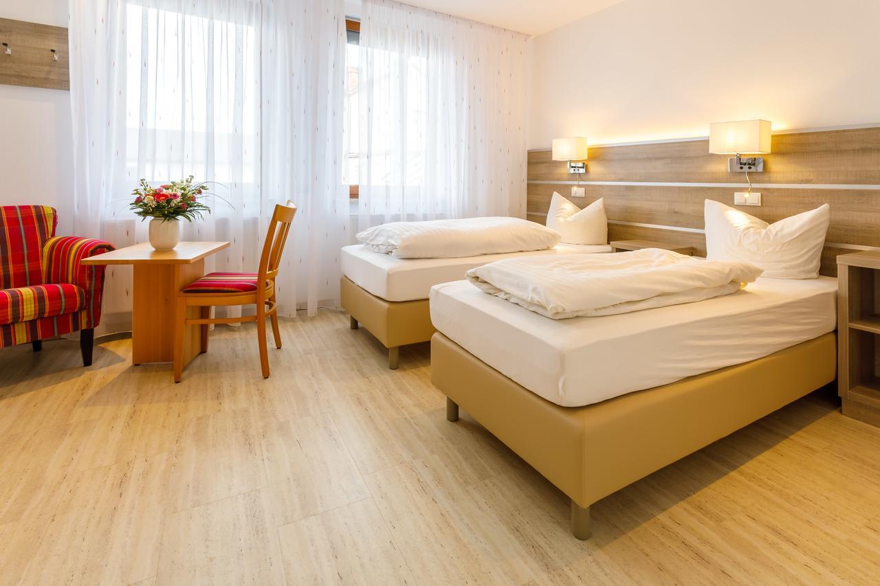 Hotel Spitzenpfeil Michelau in Oberfranken Exteriör bild